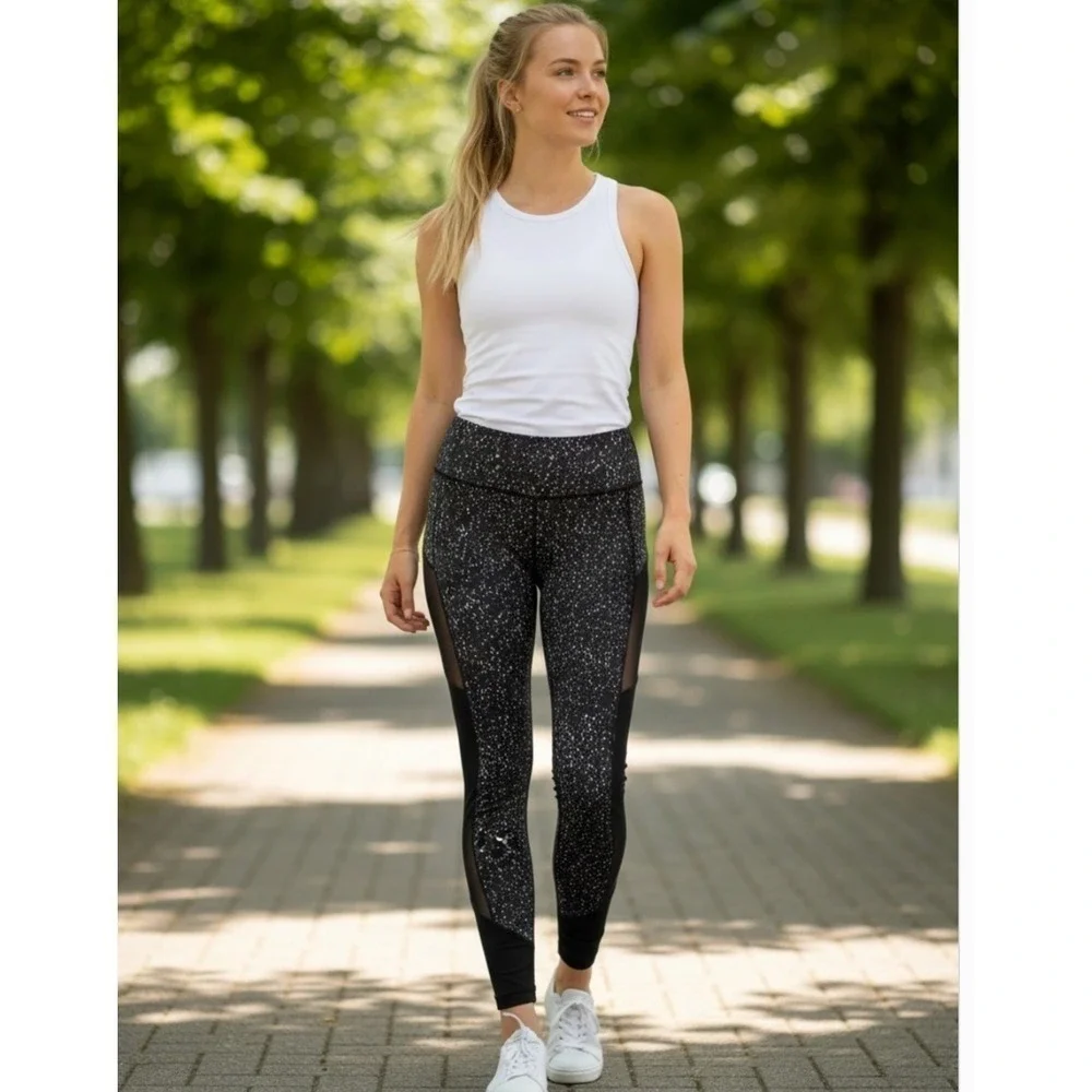 Lululemon Butterfly Texture Leggings Women's Size 4 Workout Activewear